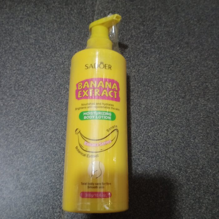 Sadoer banana extract lotion 300g
