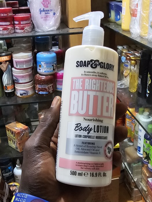 SOAP AND GLORY