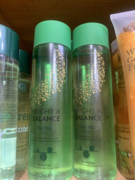 Tea tree face toner