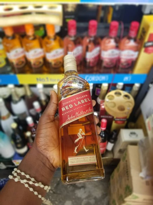 JOHNNIE WALKER RED LABEL