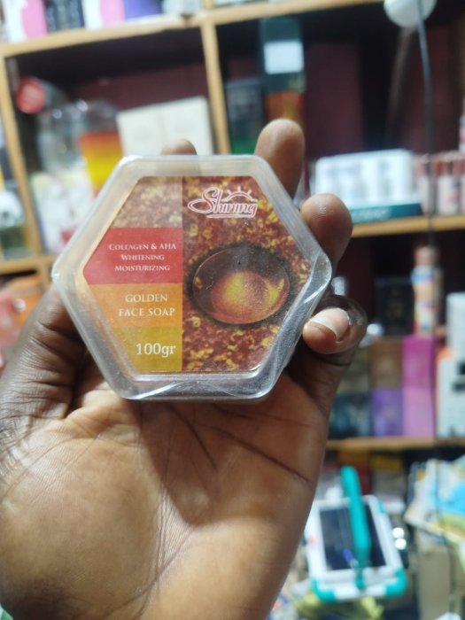 Shurong Collagen & AHA Golden Face Soap