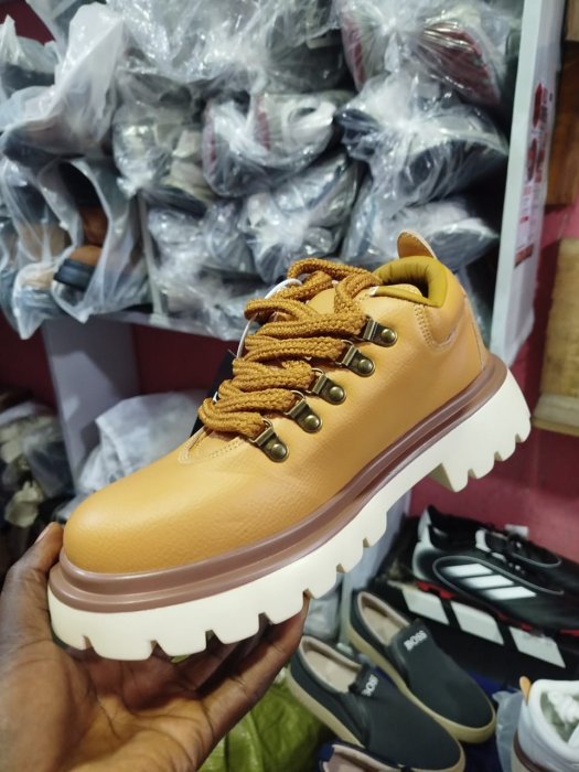 Tan Lug Sole Casual Shoe with Thick Laces