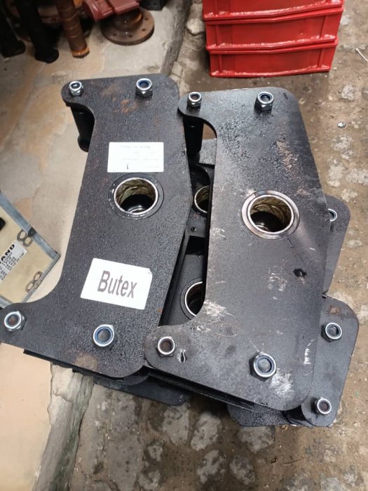Heavy-Duty Forged Steel Industrial Suspension Shackle Plate