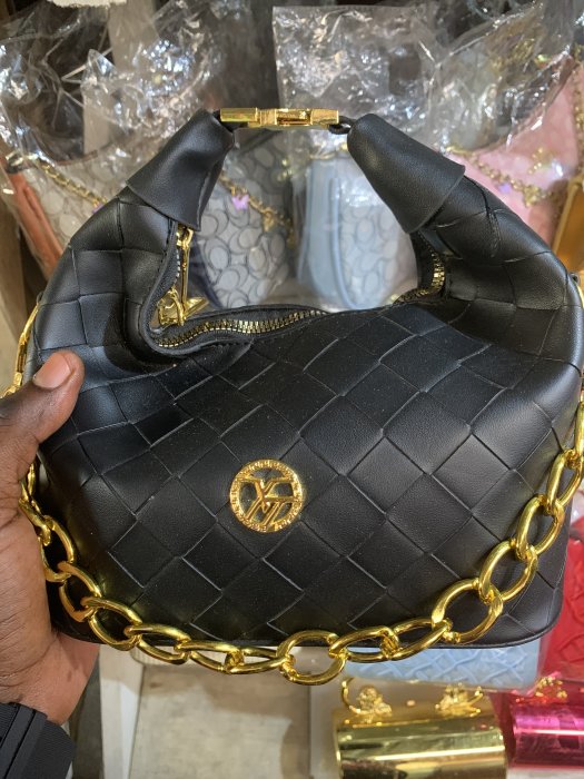 XL Chain Classic Bag