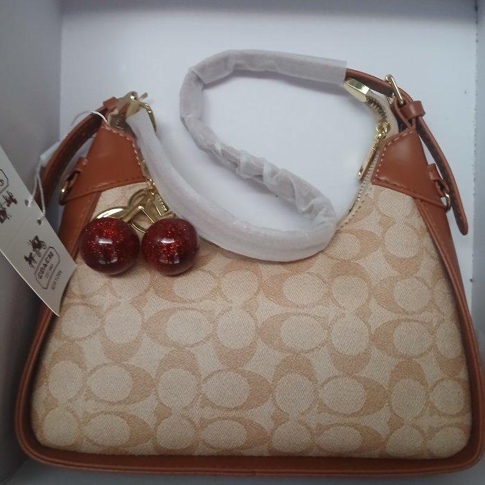 COACH NEW YORK