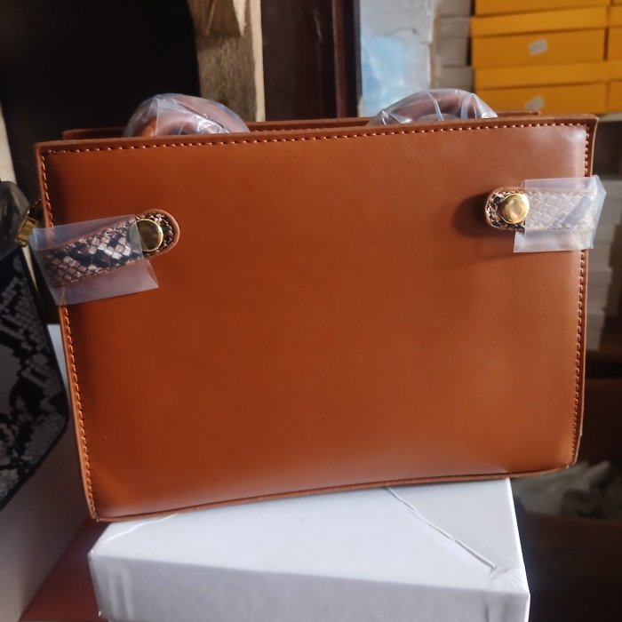 VERSSE BROWN BAG
