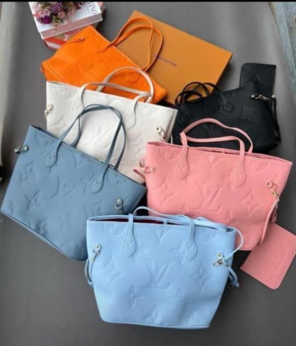 Louis Vuitton Neverfull MM - Light Blue Empreinte