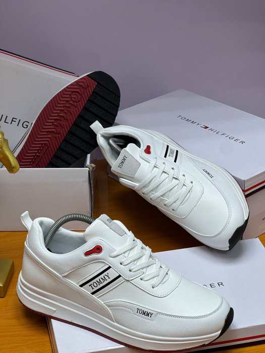 Tommy Hilfiger White Low-Top Sneakers