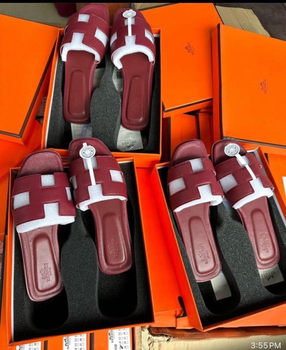 Hermès Green Leather & Shearling Sandals