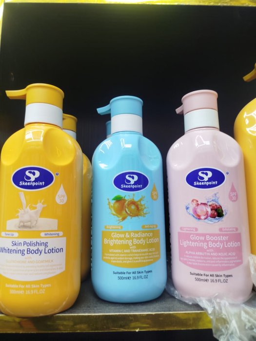 Skeenpoint Skin Polishing Whitening Body Lotion with Glutathione and Goatmilk - 500ml