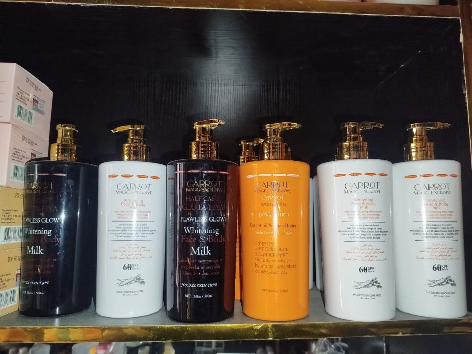 Carrot Magic Exclusive Half Cast Gluta-Hya Flawless Glow Whitening Face & Body Milk 500ml