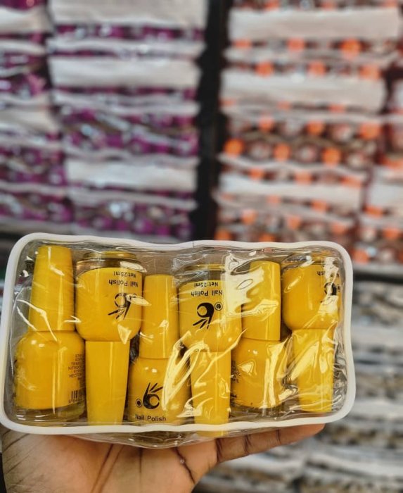 Yellow Nail Polish Set in Clear Pouch - 6 Bottles (25ml Each)