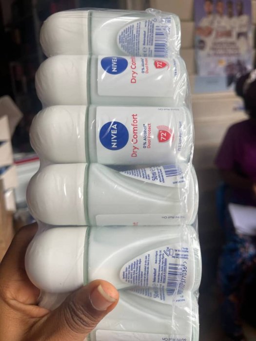 Nivea Dry Comfort Roll-On Deodorant - 50ml