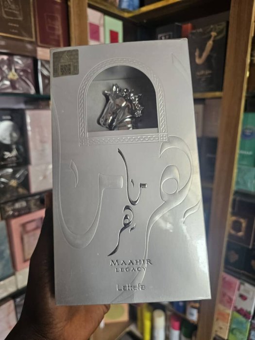 Lattafa Maahir Legacy Eau de Parfum - 100ml