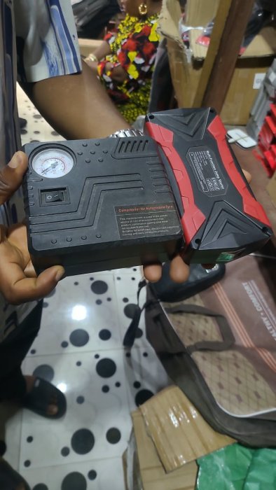 12V Portable Compressor for Automobile Tyre