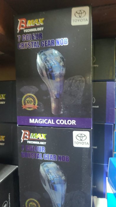 BMax Technology 7-Colour Crystal Gear Knob - Magical Color