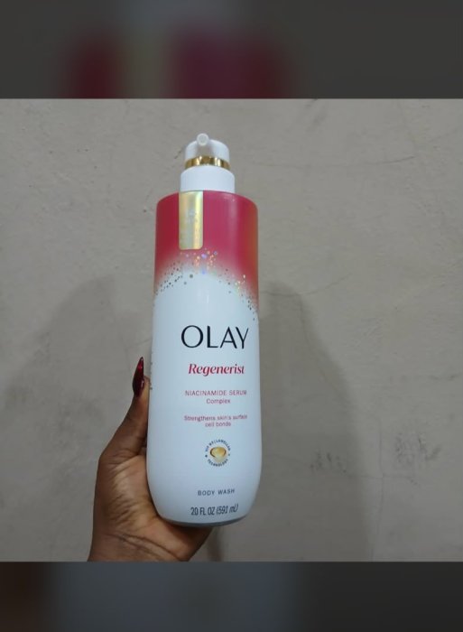 Olay Regenerist Niacinamide Serum Complex Body Wash - 20 fl oz