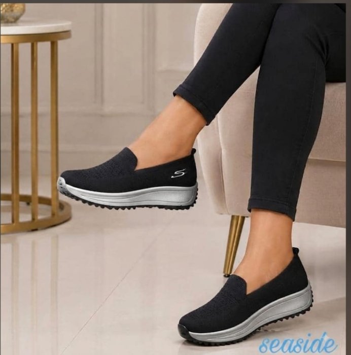 Skechers Women's Navy Knit Slip-On Wedge Sneaker