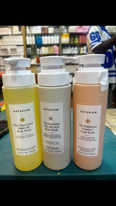 Naturium The Brightener Vitamin C Body Wash - 16.9 FL OZ