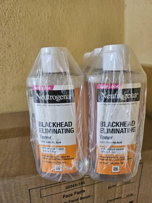 Neutrogena Blackhead Eliminating Toner - 0.5% Salicylic Acid