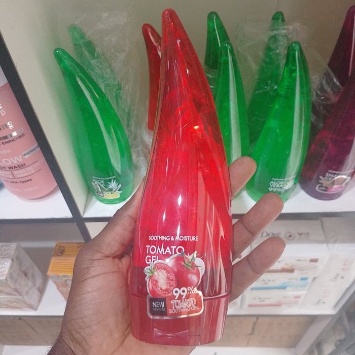 Soothing & Moisture 99% Tomato Gel