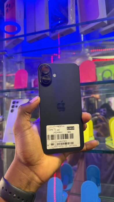 Apple iPhone 16 Plus 128GB - Midnight (Used)