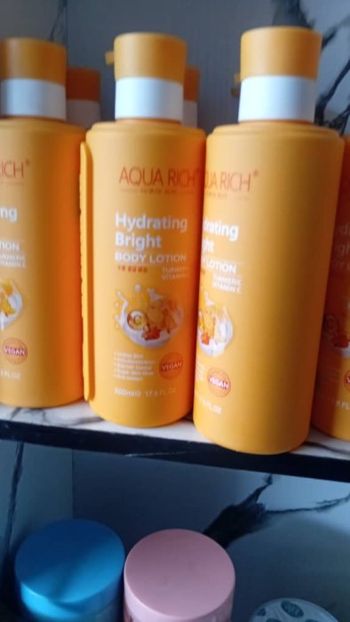 Aqua Rich Hydrating Bright Body Lotion - 500ml