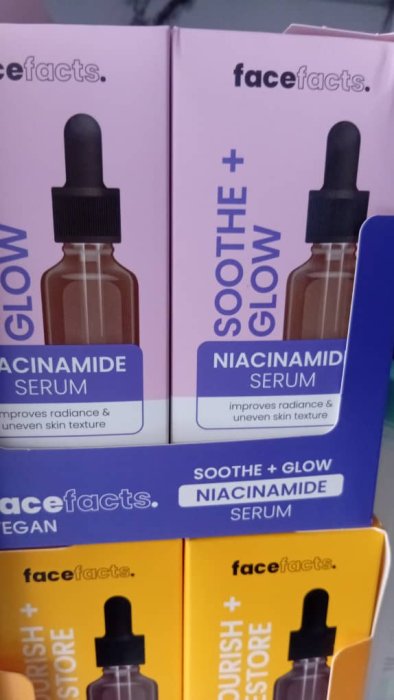 Face Facts Soothe + Glow Niacinamide Serum