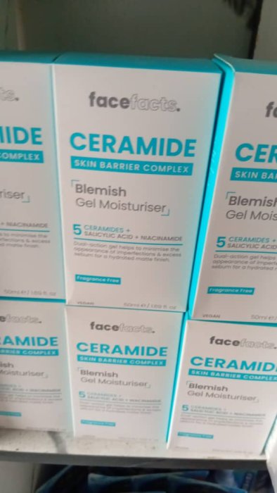 Face Facts Ceramide Skin Barrier Complex Blemish Gel Moisturiser - 50ml