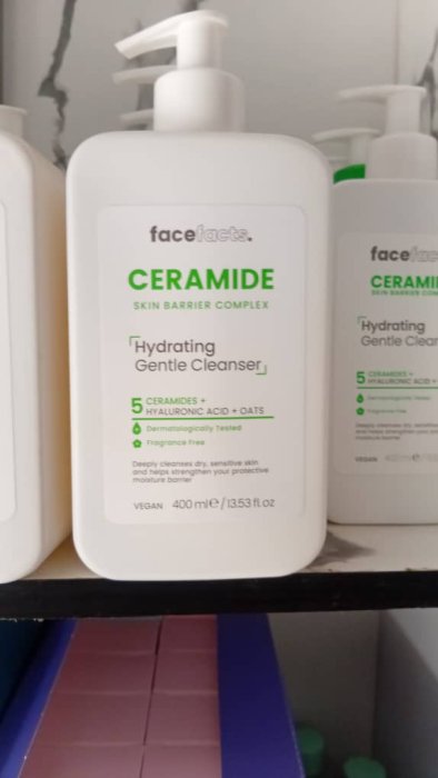 Facefacts Ceramide Skin Barrier Complex Hydrating Gentle Cleanser - 400ml