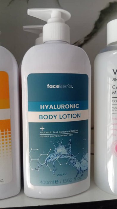 facefacts. Hyaluronic Body Lotion - 400ml