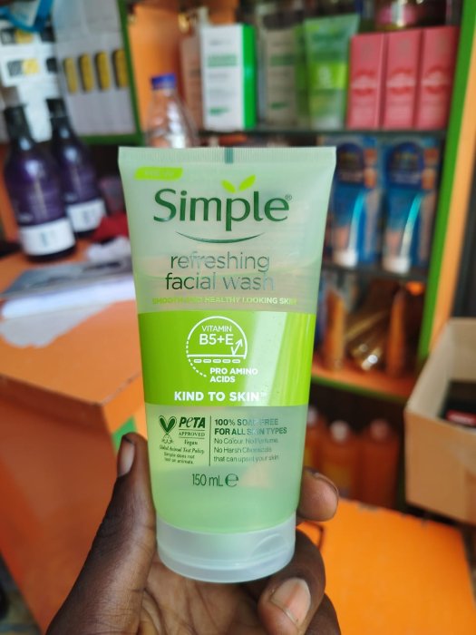Simple Refreshing Facial Wash (150ml)